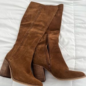 Brown suede pull on boots